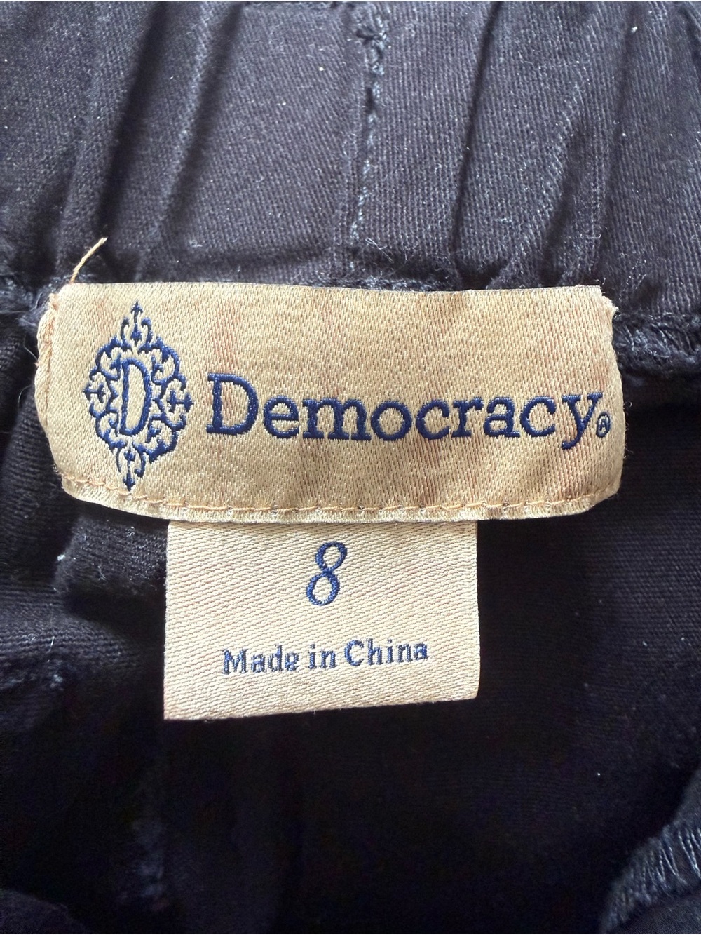 Democracy Black Cropped Wide-Leg Pants - Picture 5 of 5